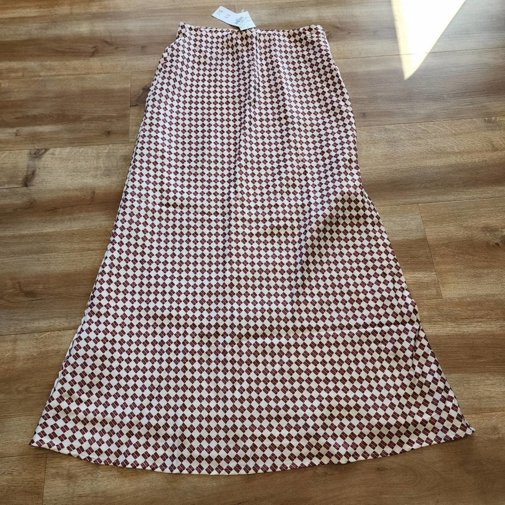 Abercrombie & Fitch Red and White Maxi Skirt